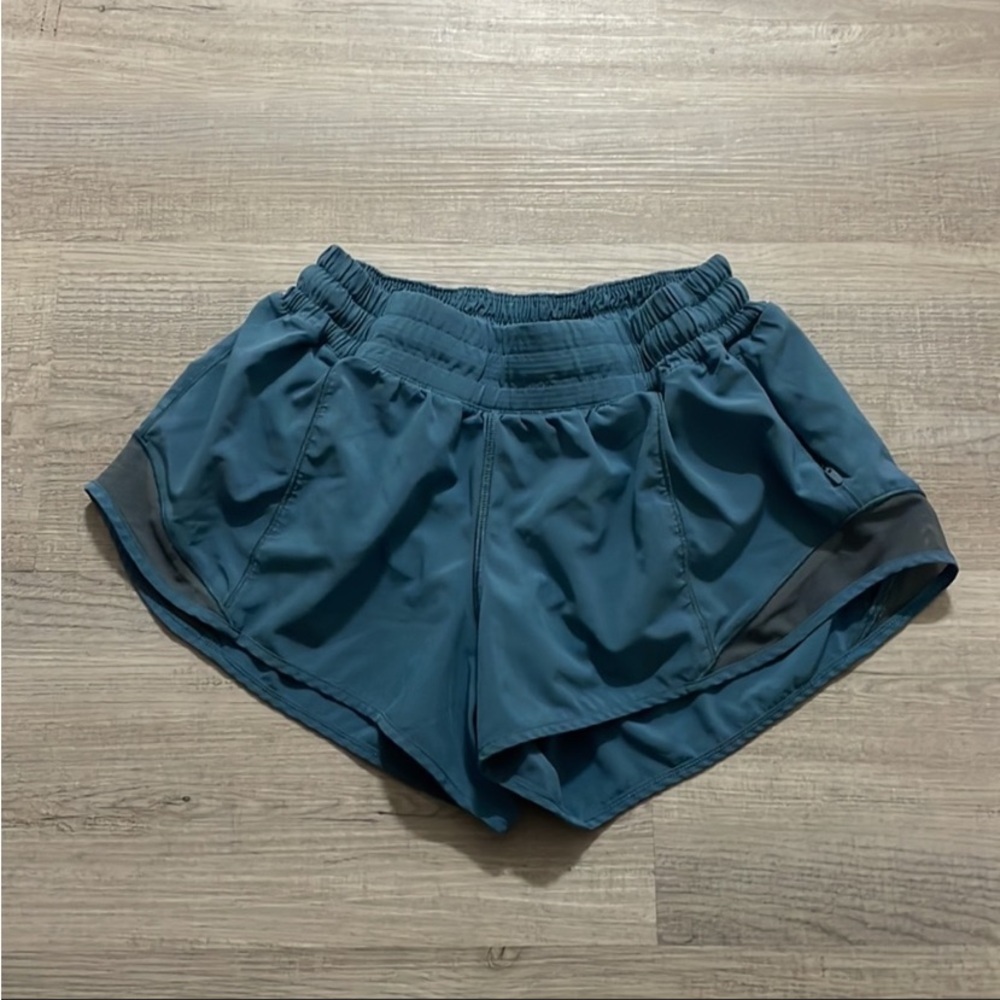 Lululemon; Hotty Hot Low-Rise Lined Short